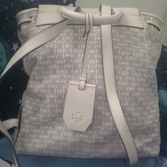 🔥Tory Burch 🔥Authentic Gemini Link Medium Canvas & Leather Backpack - Picture 5 of 9